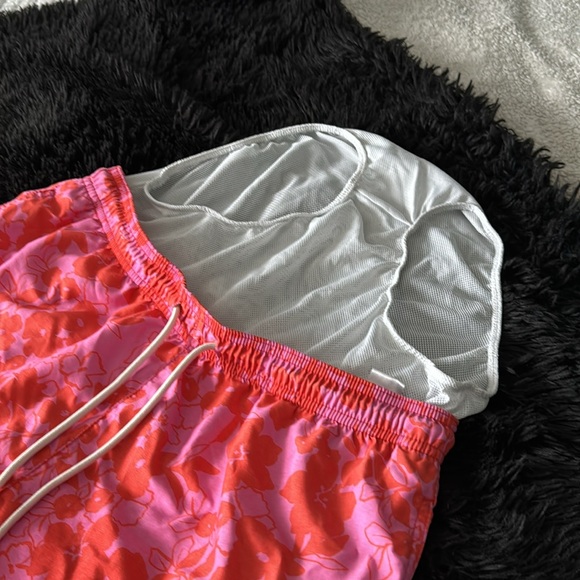 PACSUN floral pattern Swim short - Picture 8 of 12